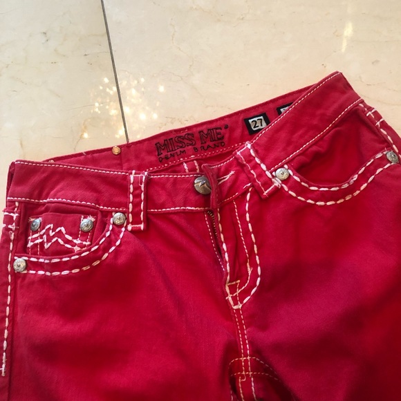 Miss Me Red and White Stitched Denim Skinny Sz 27 - Picture 2 of 5